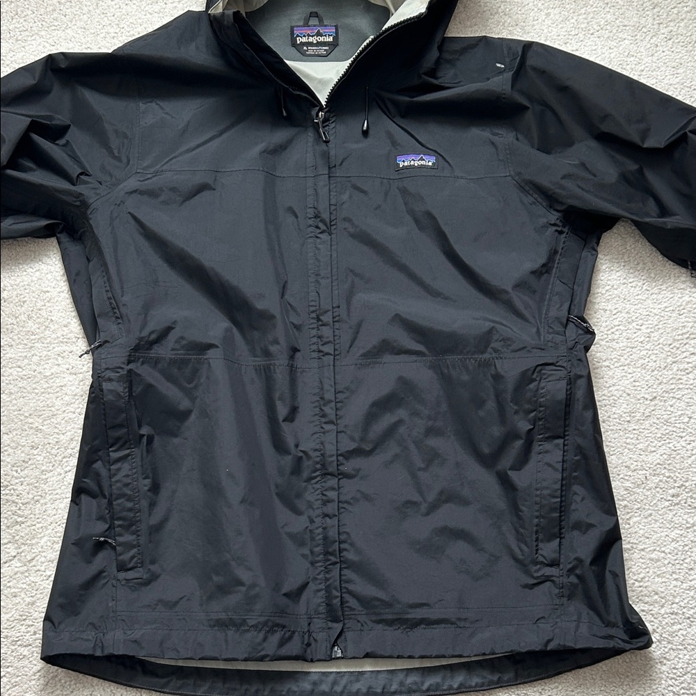 Patagonia Women's Torrentshell 3L Rain Jacket Black, Size XL - Picture 4 of 8